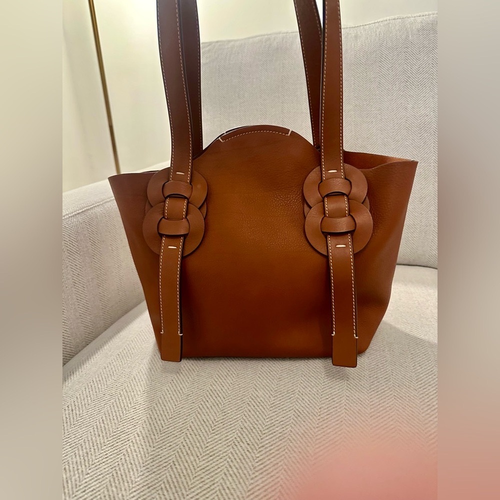 Rare! Chloe Darryl Rich Brown Leather Tote - Picture 2 of 16